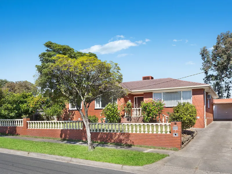 Neat Family Living Offering Privacy and Comfortable Accommodation