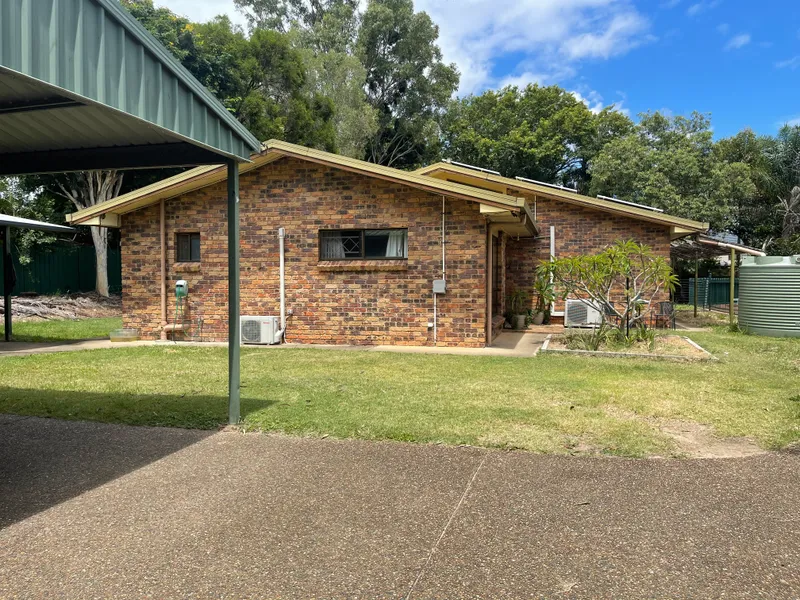 UNDER CONTRACT WITH THE JESS NGUYEN TEAM