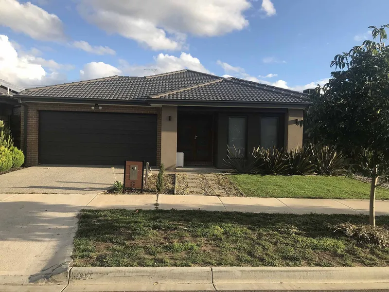 It is all about the LOCATION!!!!!!! Available for Rent at Westbrook Estate. 500 metre from Trugnaina P9 college