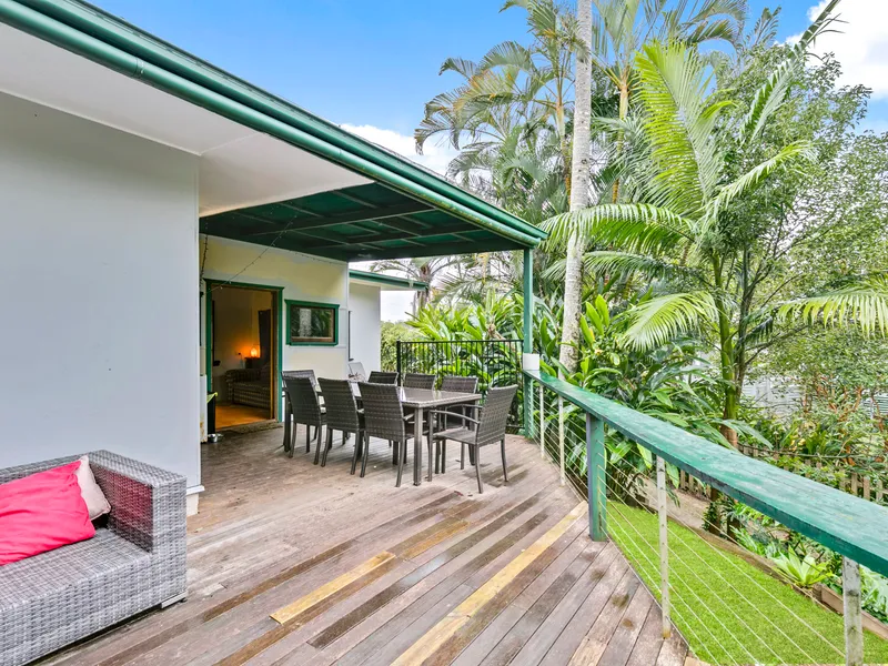 Leafy, Charming, Private!