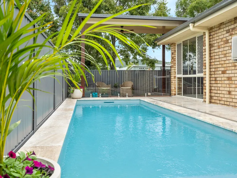 listedAS - FABULOUS FAMILY HOME ★