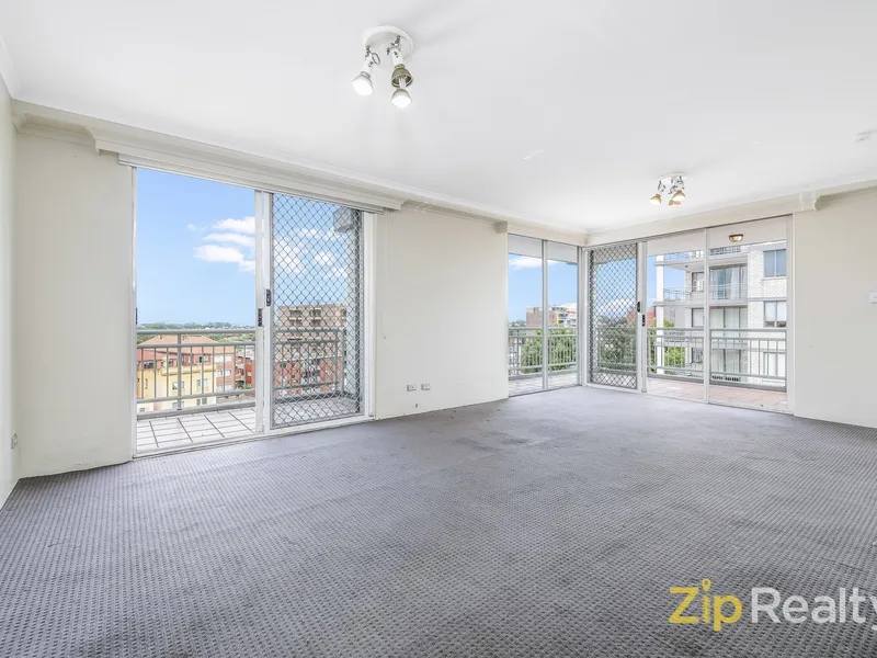 Excellent positioned in a quiet and convenient location
