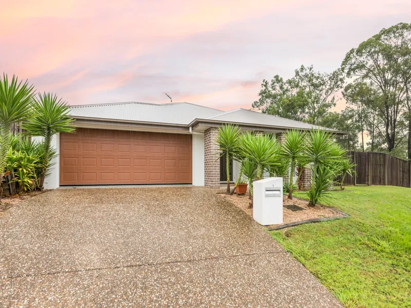 NEAR AS NEW 4 BED HOME, CNR BLOCK IN QUIET LEAFY BRASSALL