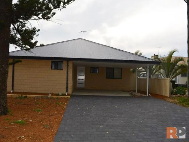 LOVELY UNIT CLOSE TO THE BEACH - NRAS CONDITIONS APPLY
