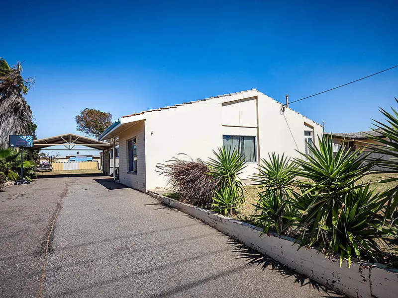 3 Bedroom Home + Granny Flat!