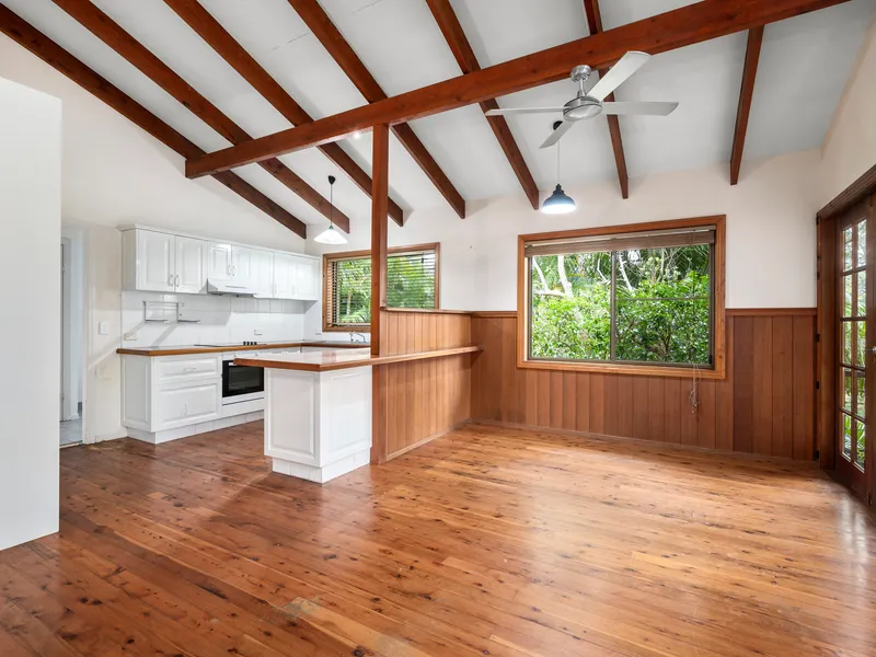 Coastal Contemporary private home in beachside of Korora...