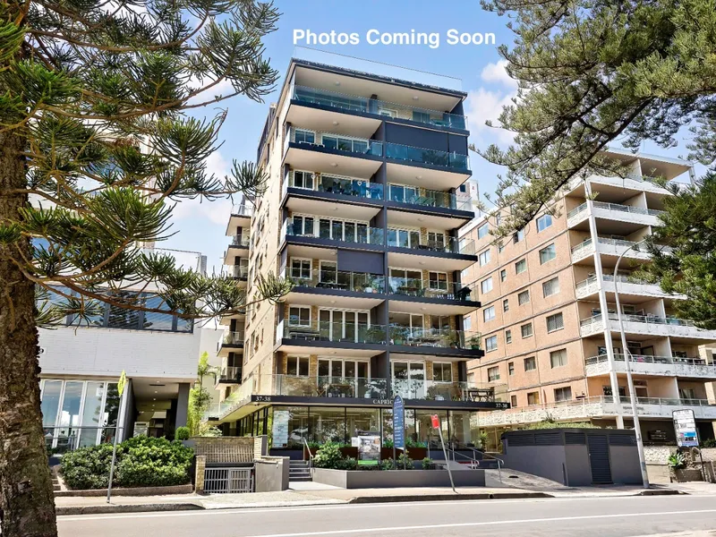 Rare Gem! Charming One-Bedroom Property footsteps to Manly Ferry and Harbour