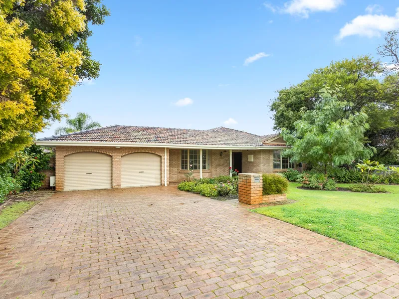 OPEN THIS FRIDAY, SATURDAY AND SUNDAY!