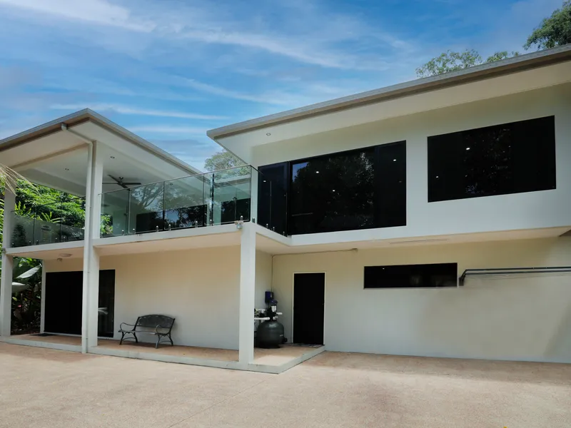 Elevated, private home in a quiet close