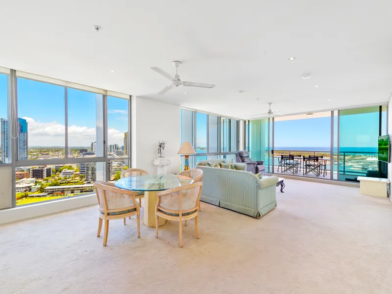 Highly Sought Skyhome of Almost 170m2!