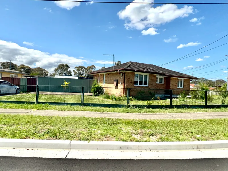 Comfortable Family Living with Potential Development Opportunity