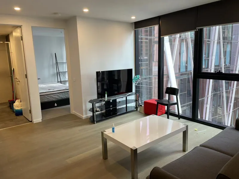 1 Bedroom For Rent