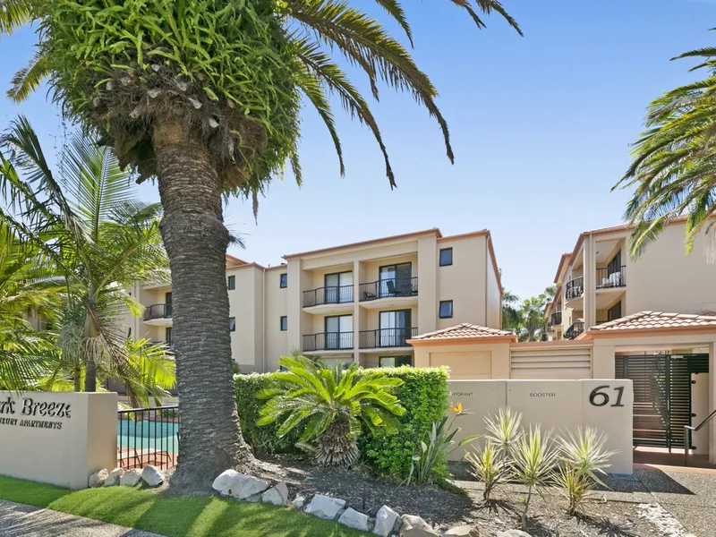 Prime Location, Spacious Apartment