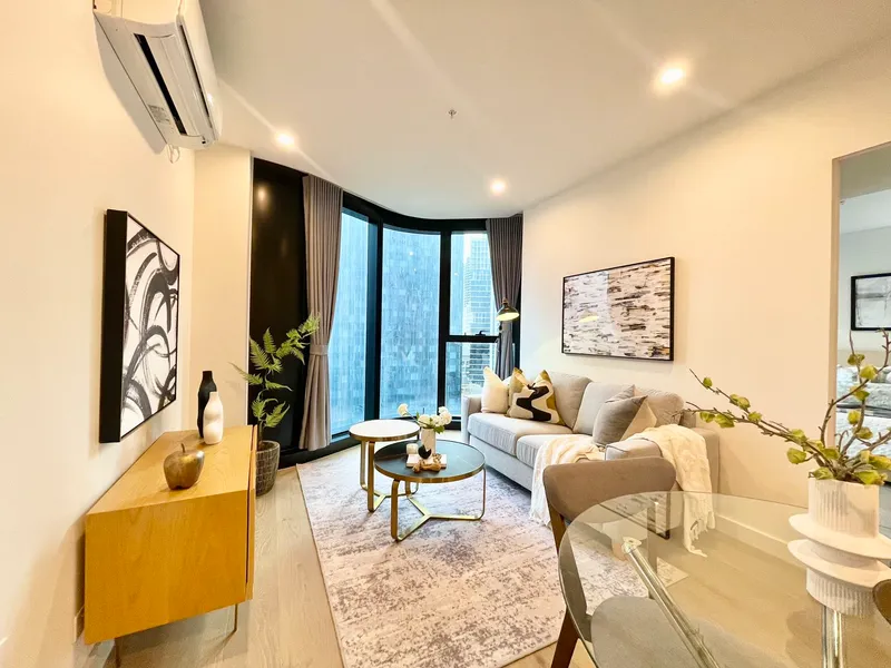 2 Bedroom 2 Bathroom in the heart of Melbourne CBD