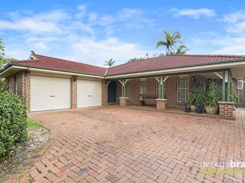 SUPERB POSITION - OPPOSITE PARKLAND RESERVE!