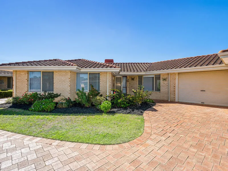 MUST BE SOLD!! ALL OFFERS PRESENTED!!