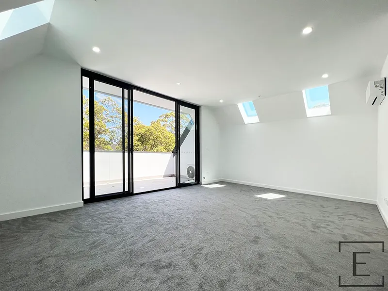 BRAND NEW ONE BEDROOM + STUDY FOR RENT!
