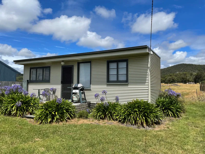 Sisters Beach Cottage