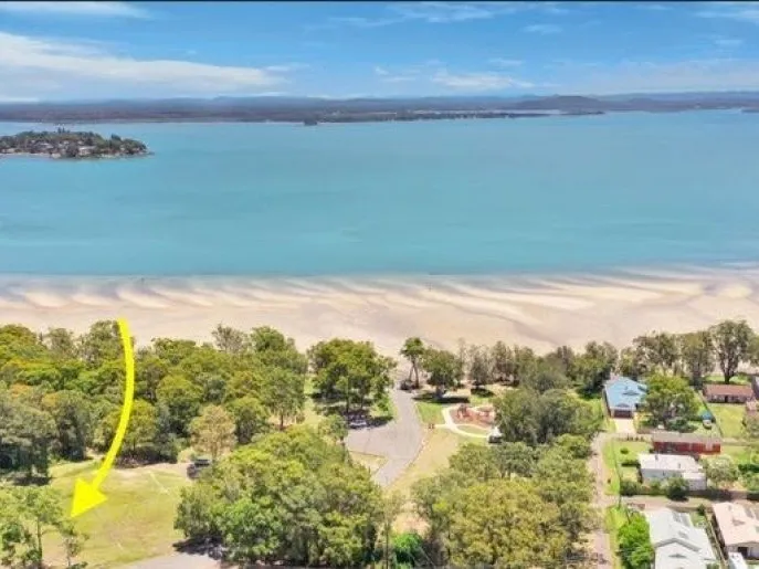 RARE LIFESTYLE OPPORTUNITY SURROUNDED WITH WATER, VIEWS, SAND, BEACH, BUSH