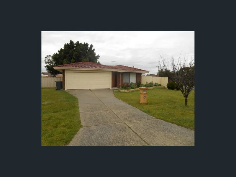 Great spacious house close to Mabel Davies Park in Gosnells