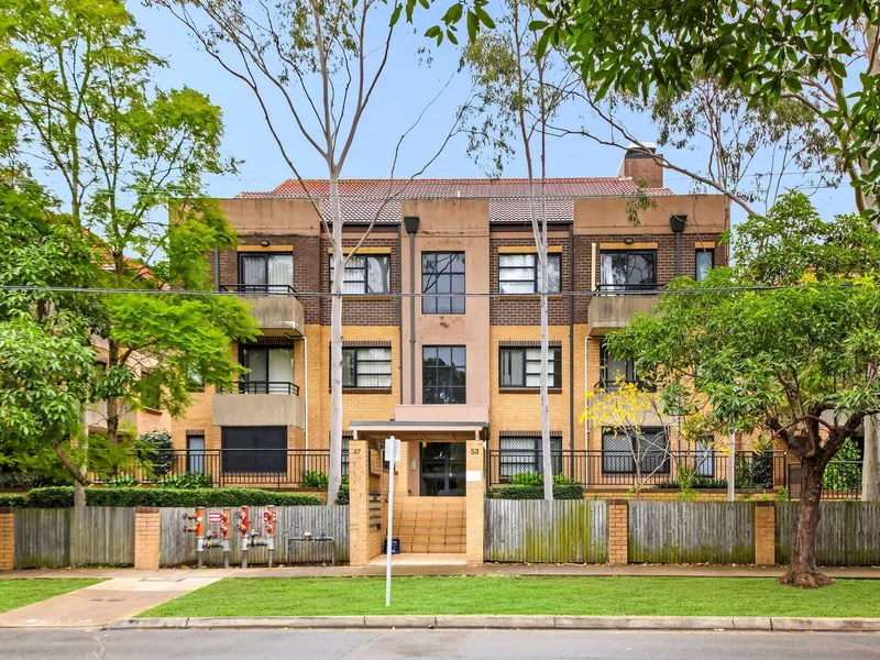 Lift Access Opposite Park