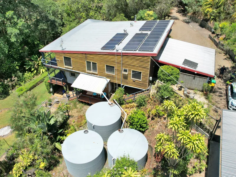 Private Rural property with teenage or granny flat and office downstairs