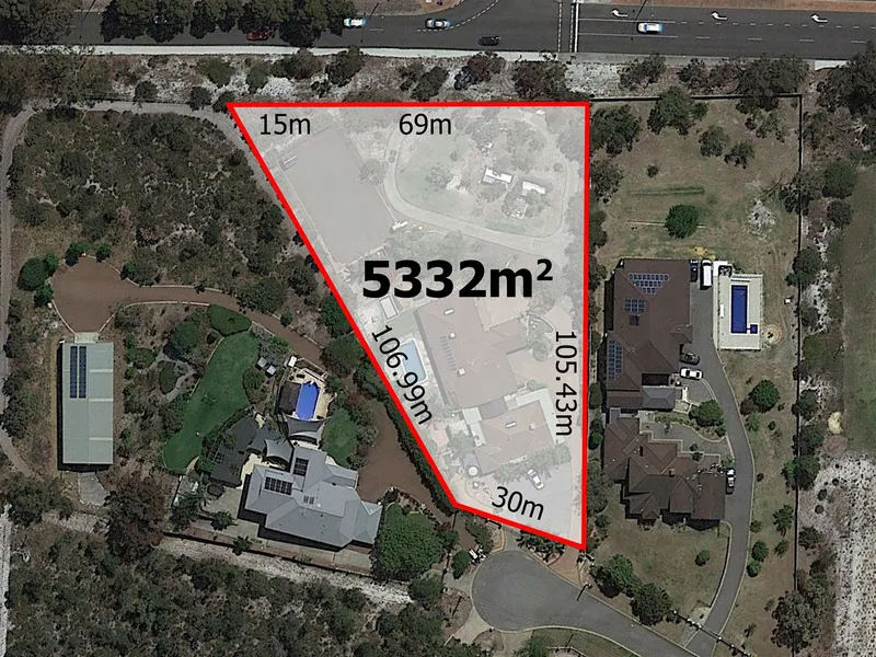 Hilltop 5,332 Square Meters Estate