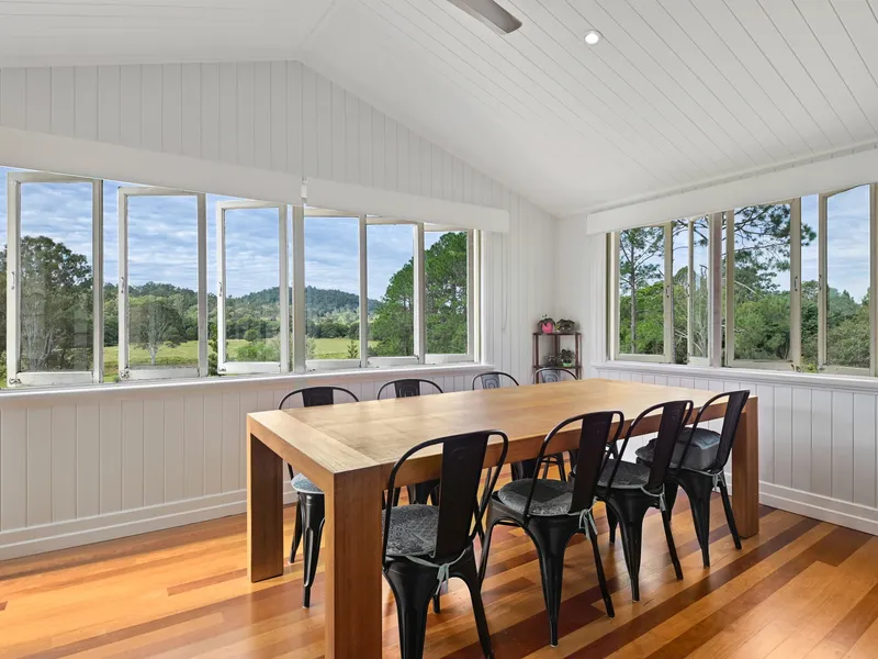 A Timeless Queenslander with Class