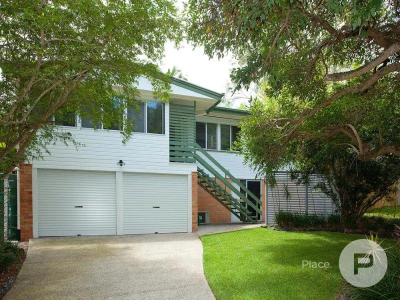 Amazing Family Home In Unbeatable Location!