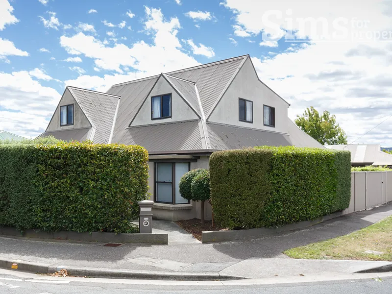 Large family home in fantastic location