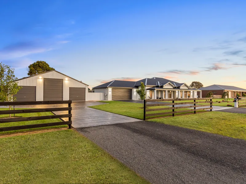 Fall in love with spacious, modern style and unrivalled country tranquillity.