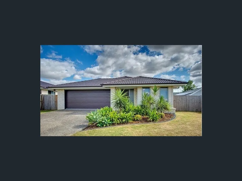 NEAT & TIDY LOWSET BRICK HOME IN QUIET STREET