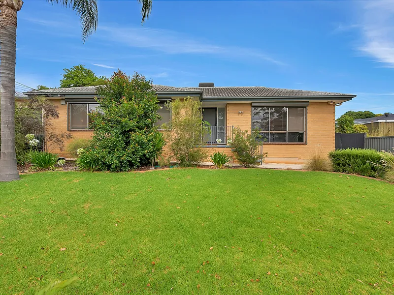 AUCTION (on site) 20/02/22 @11.00 AM.. USP