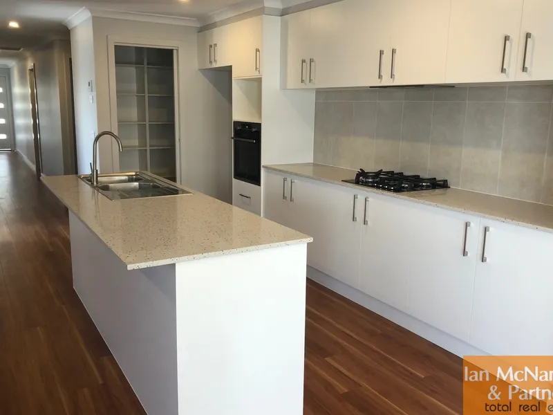 Impressive Family Home in Great Location!