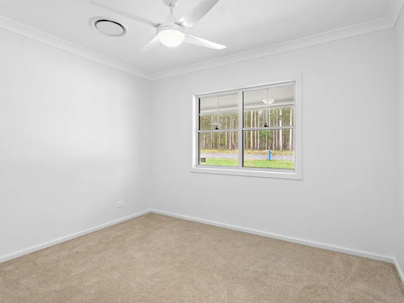 Spacious Family Home in Semi-Rural Estate