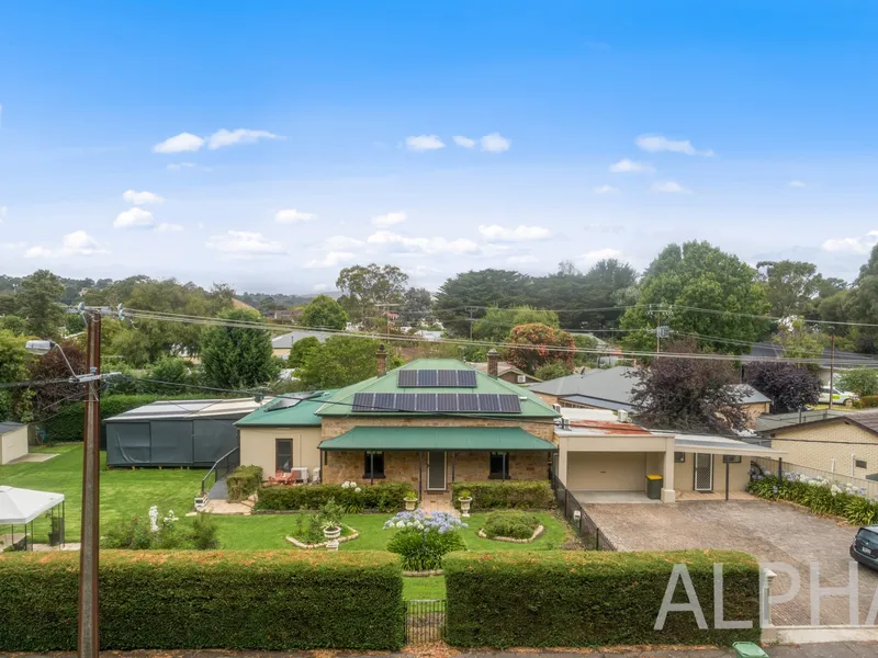 1900s stone fronted cottage on huge 1308sqm