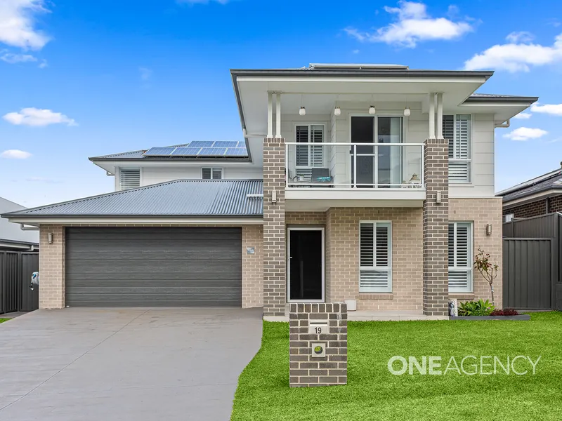 EXCLUSIVE ENTERTAINER WITH HEATED POOL