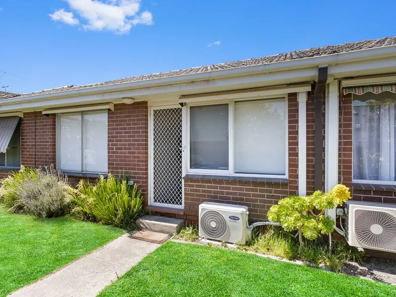 500 METERS FROM BEACH