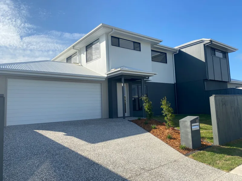 Beautiful Duplex in Aura