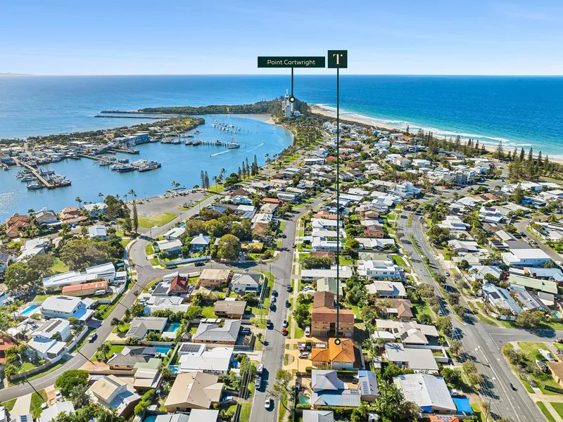 Beachside Buddina House Size Duplex