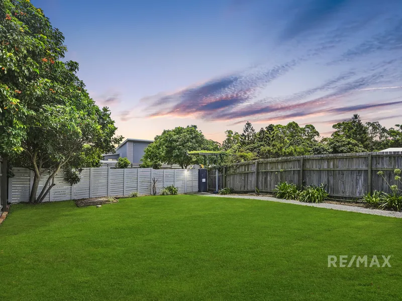 Easy-Care Townhouse - NO BODY CORPORATE!!