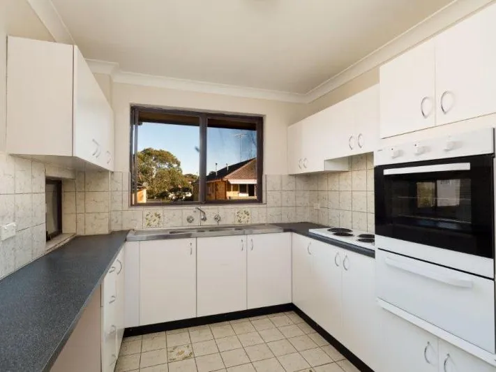 OVERSIZED TWO BEDROOM TWO BATHROOM WITH PARKING