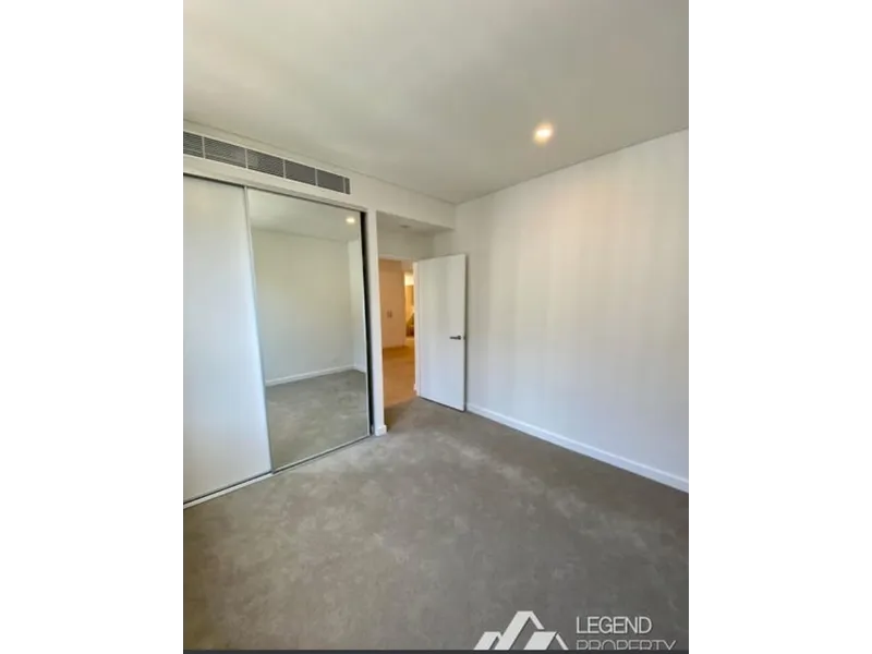 Brand New 1-Bedroom Apartment in Inner Sydney. Urgent Sale!