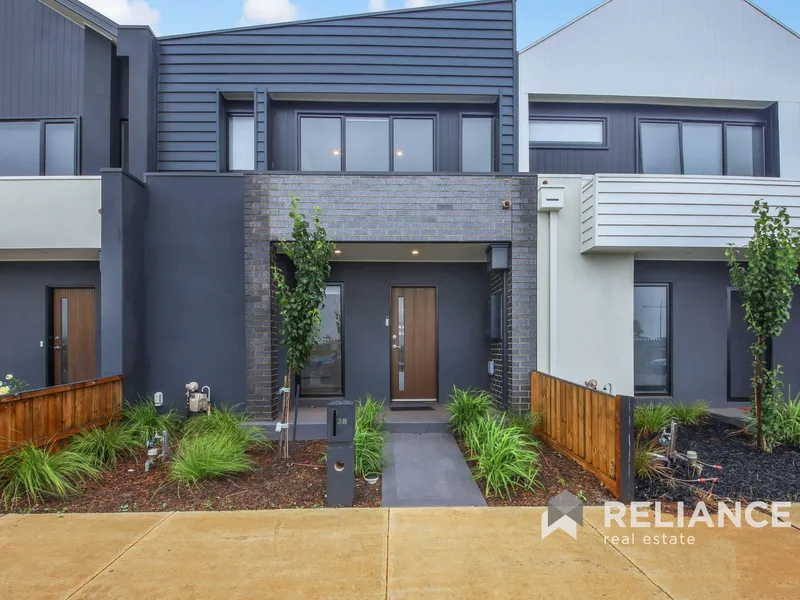 Stunning Home in Truganina Available Now!