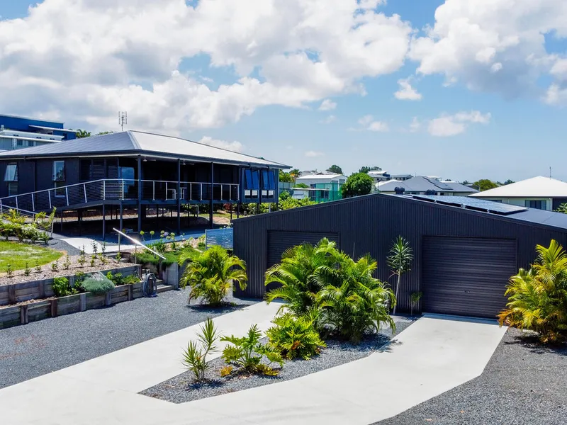 Spectacular custom design with HUGE SHED