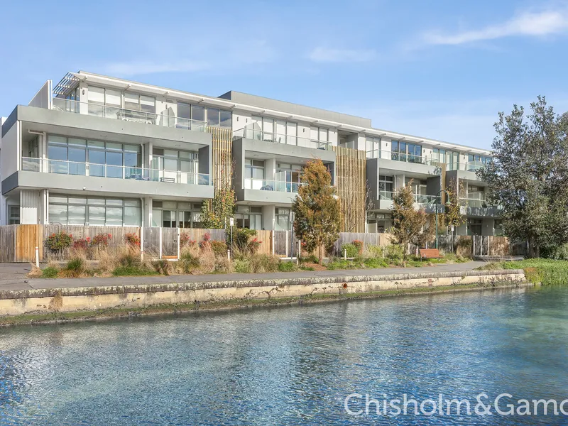 A Penthouse Dream with Bay and City Views