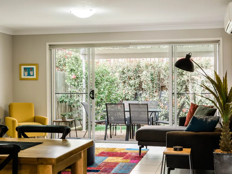 Easy Investment + Walk to Parkland