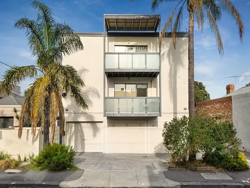Enviable St Kilda Location