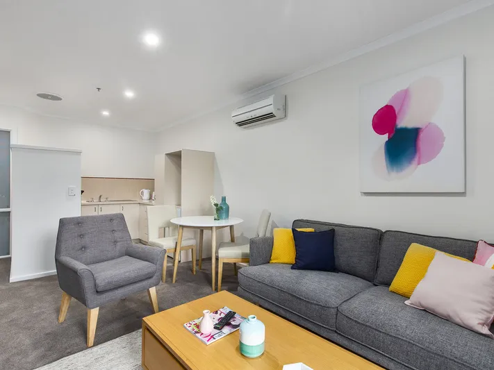 ENJOY YOUR RETIREMENT LIVING IN THIS BEAUTIFUL VILLAGE.