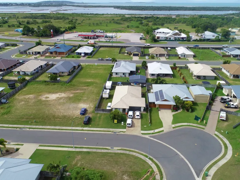Whitsunday Breeze Estate.